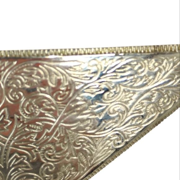 Vintage Silver Pie Server Cake Server with Engraved Design and Gold Design - Picture 10 of 12